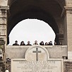 Foto: Dettaglio Targa con Arco - Interno Piano Terra (Roma) - 4